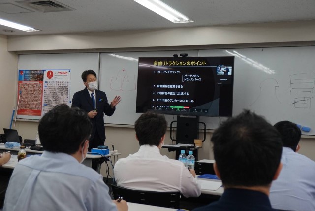 裏側矯正、舌側矯正講義c